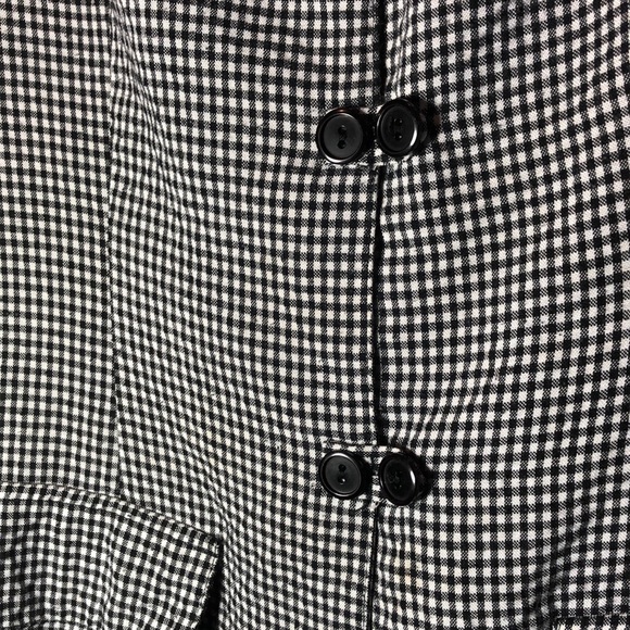 Vintage Checkered Sleeveless Button Down - Picture 12 of 17